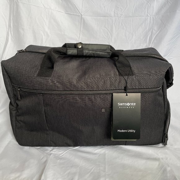 samsonite rolling weekender